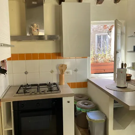 Appartement Dimora Leonardo. Centro Storico.