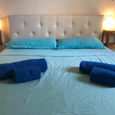 Apartment Dimora Leonardo. Centro Storico. *
