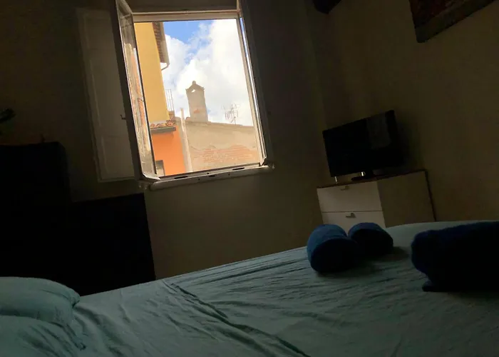 Dimora Leonardo. Centro Storico. Apartamento *